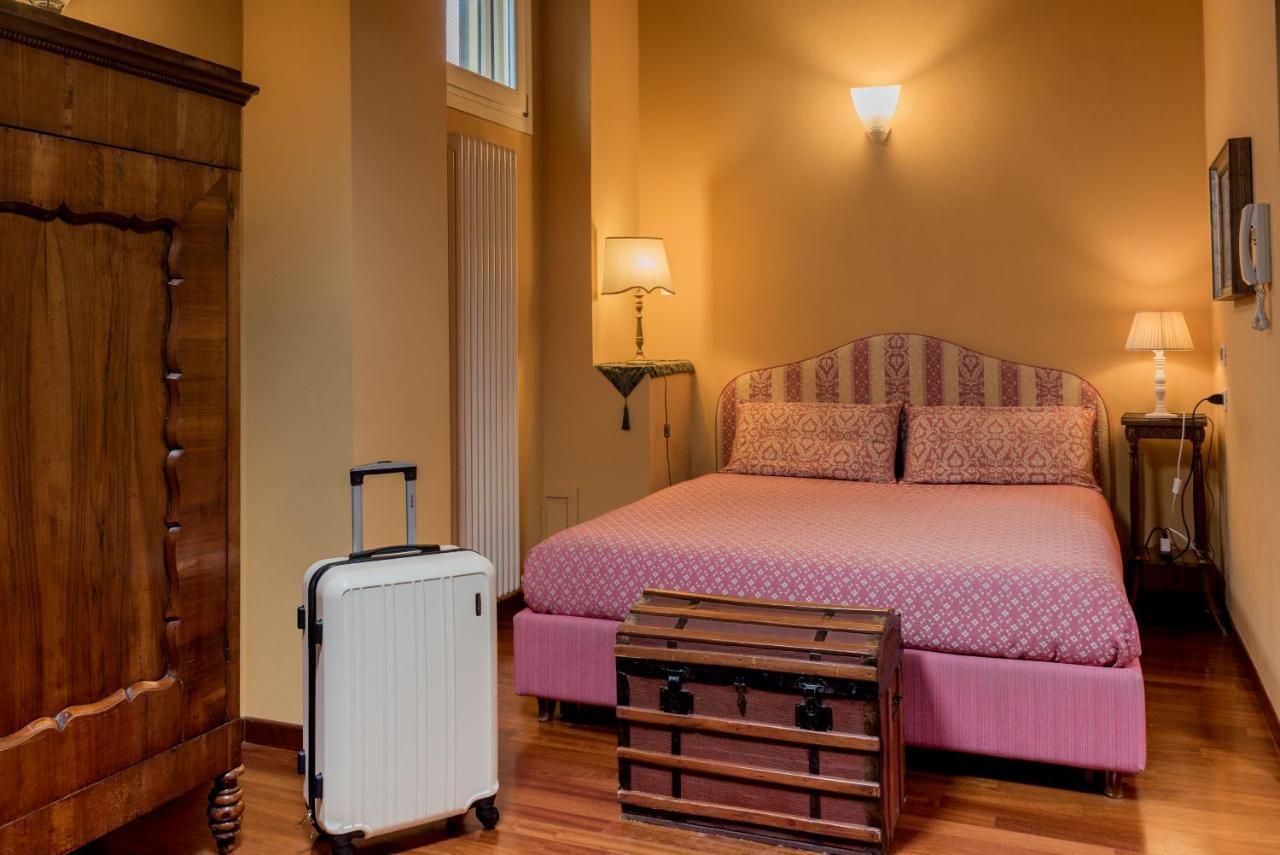 Piazza Nova Guest House Ферара Екстериор снимка
